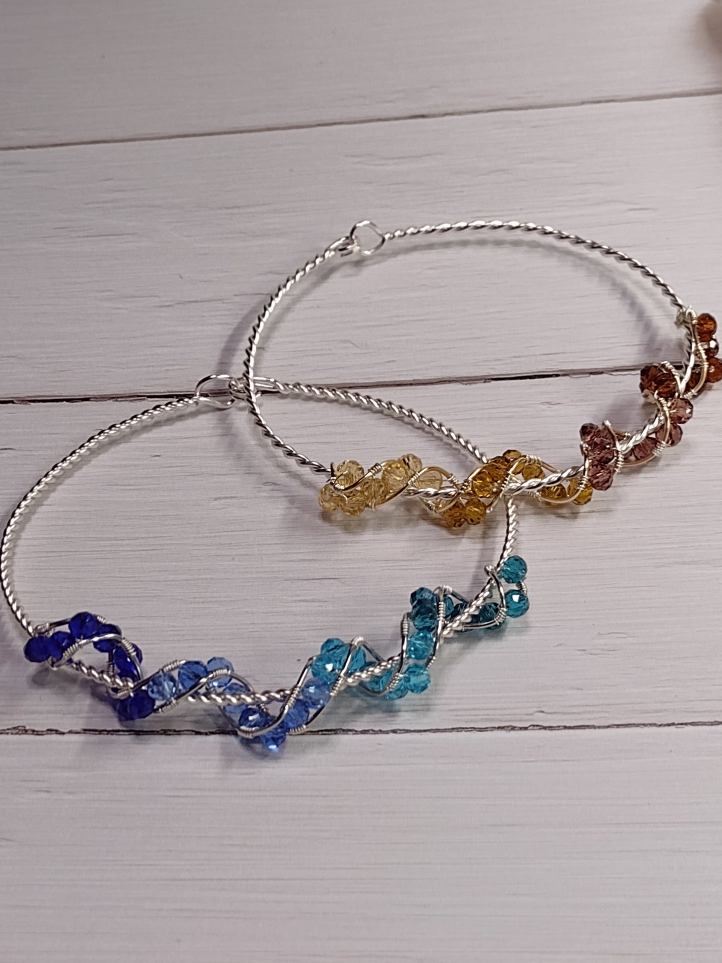 Ombre Crystal Twisted Wire Bangle Bracelet